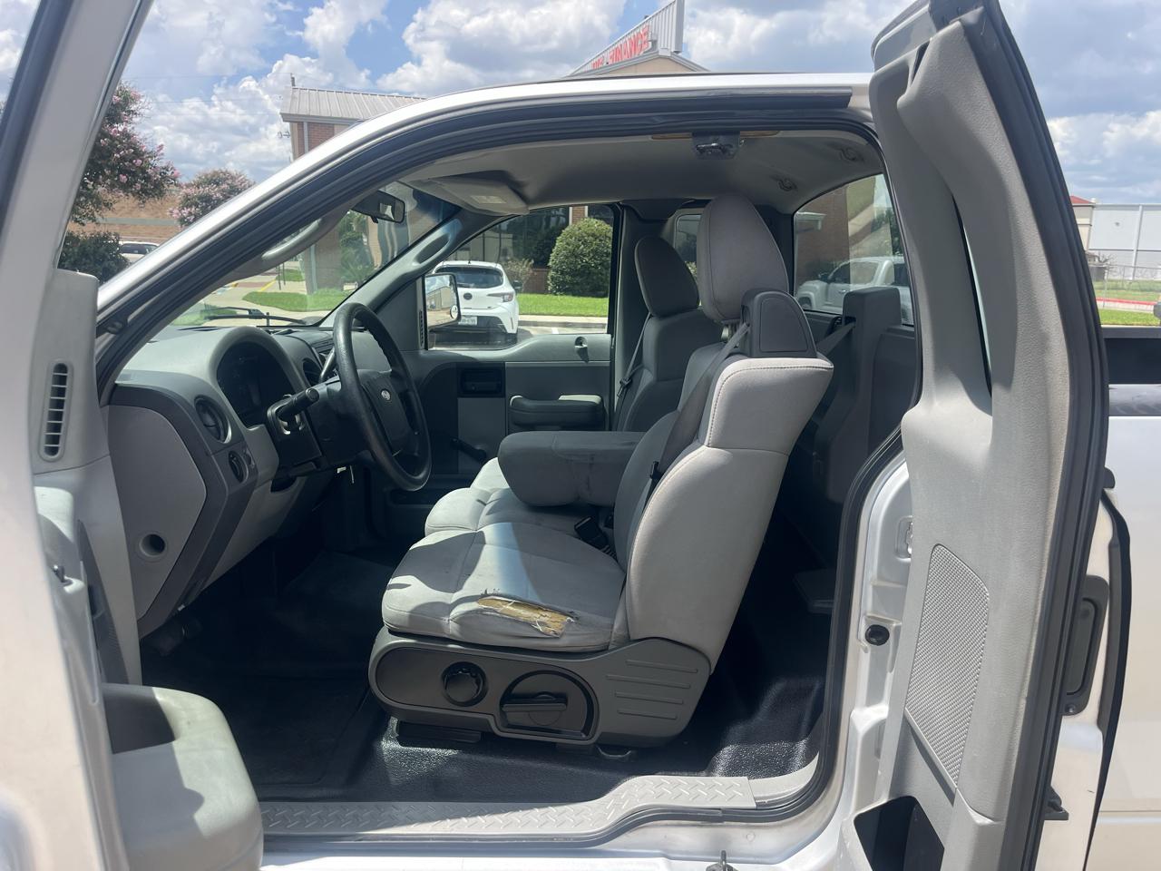 Ford F-150 XLT Long Bed 2WD 2006