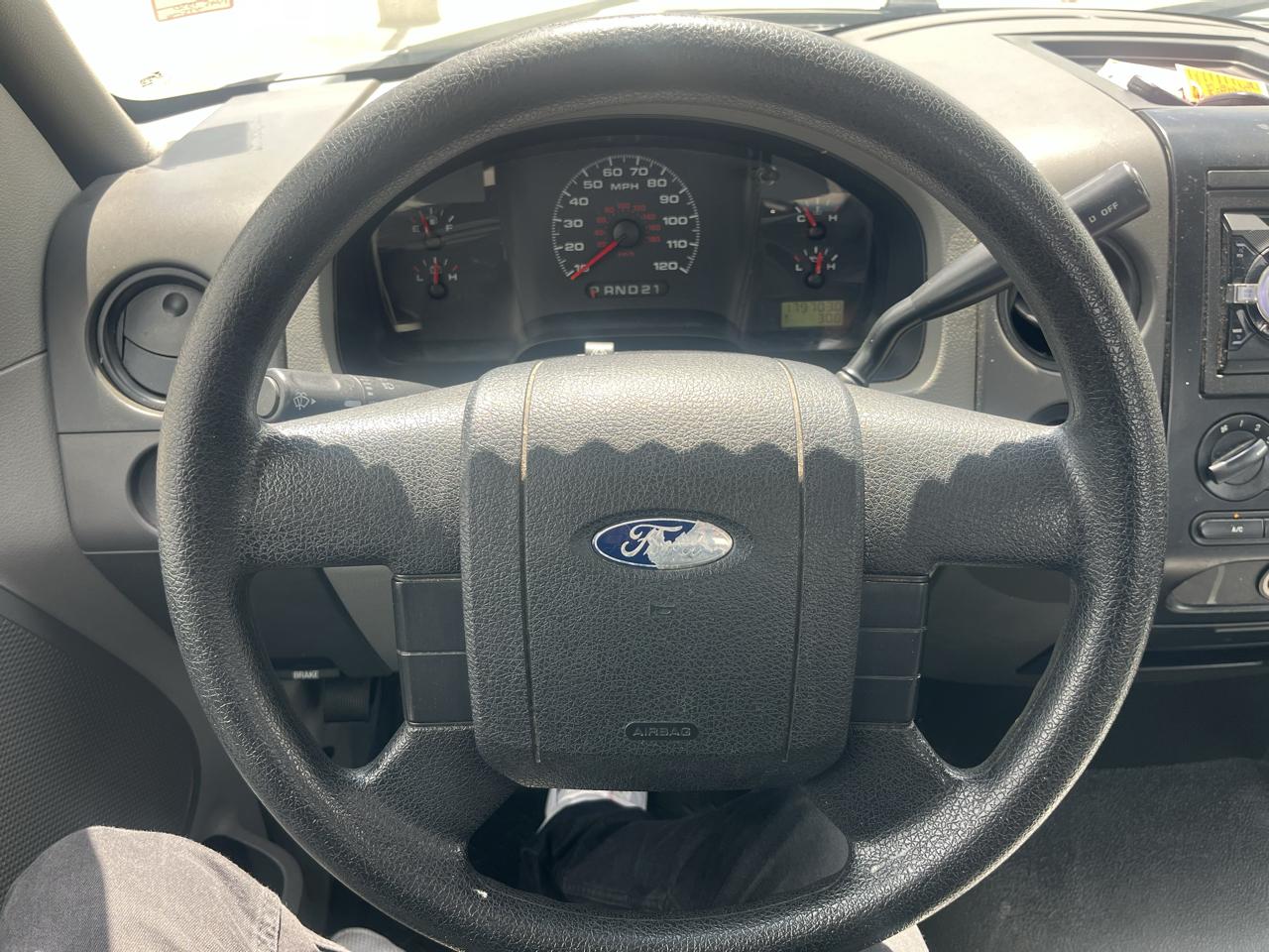 Ford F-150 XLT Long Bed 2WD 2006