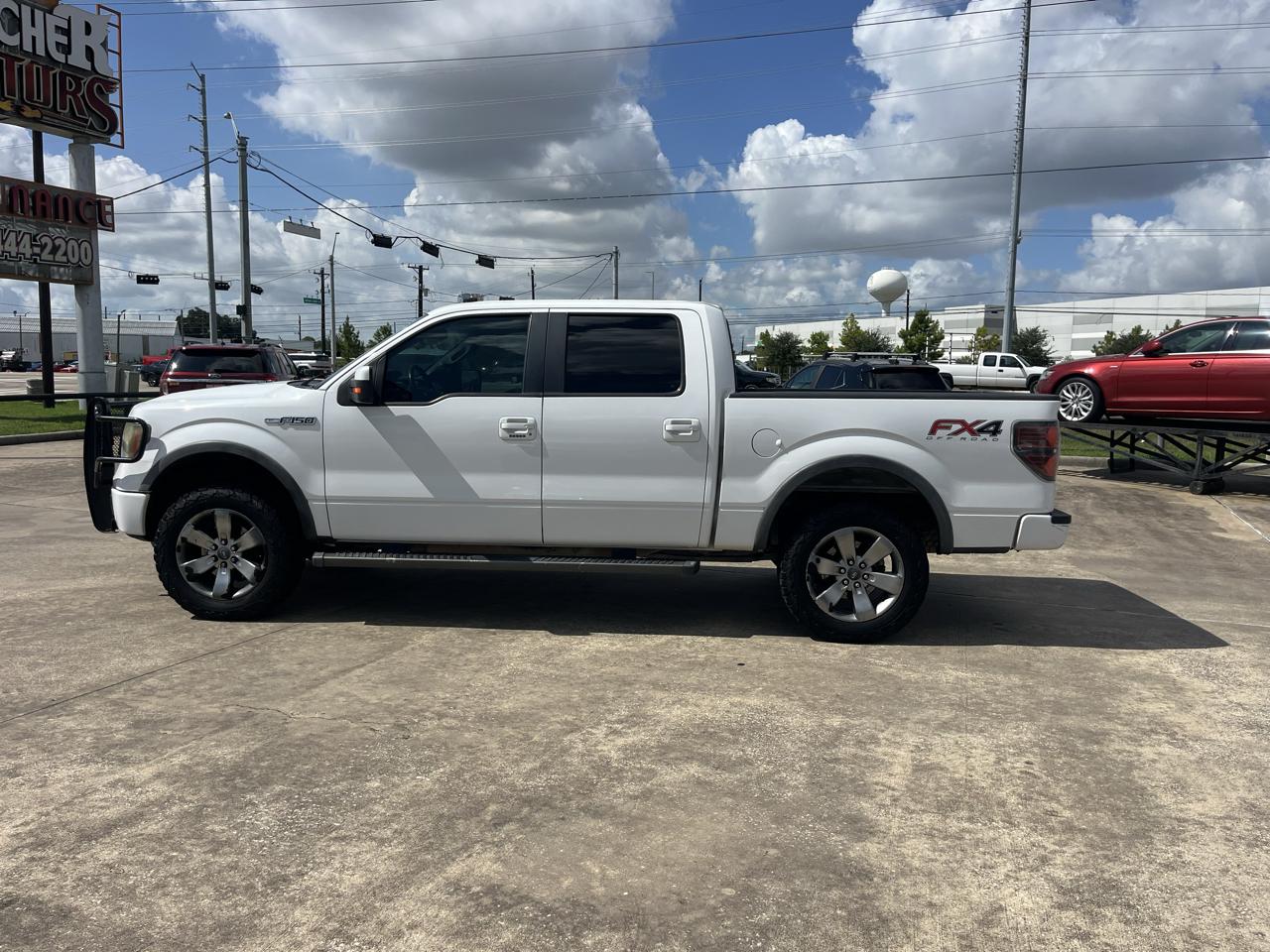 Ford F-150 XL SuperCrew 5.5-ft. Bed 4WD 2012