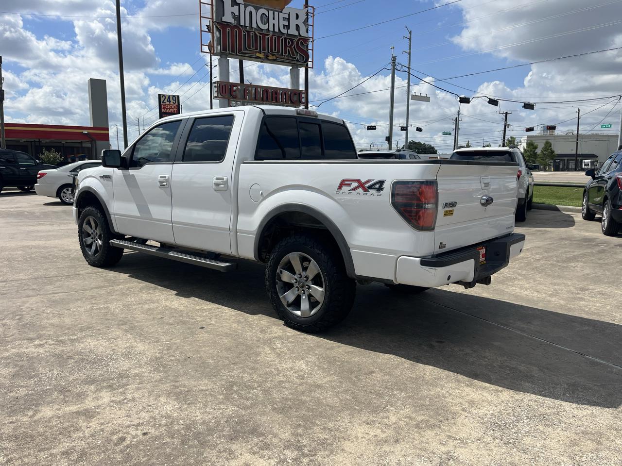 Ford F-150 XL SuperCrew 5.5-ft. Bed 4WD 2012