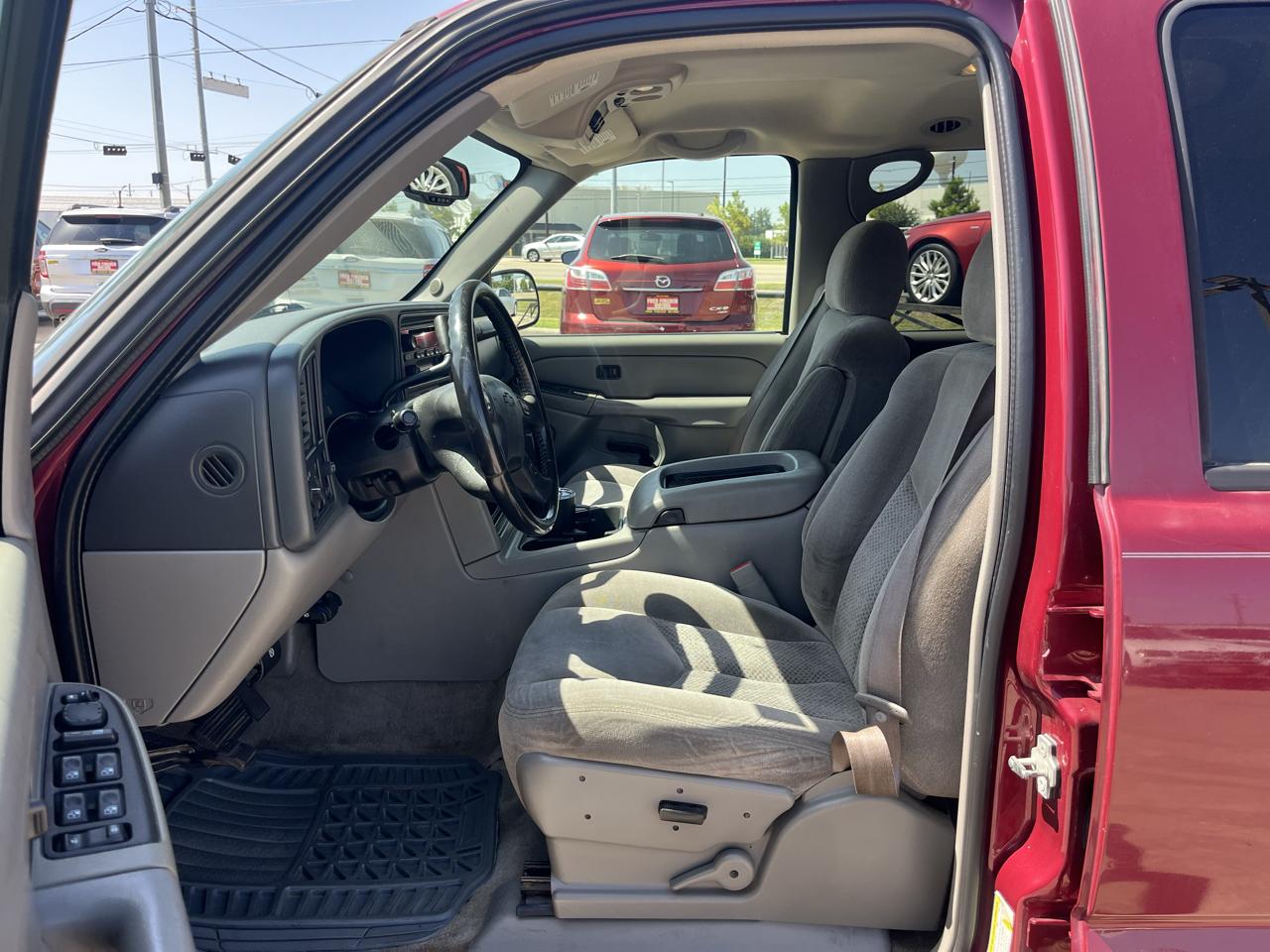 Chevrolet Suburban 1500 2WD 2006