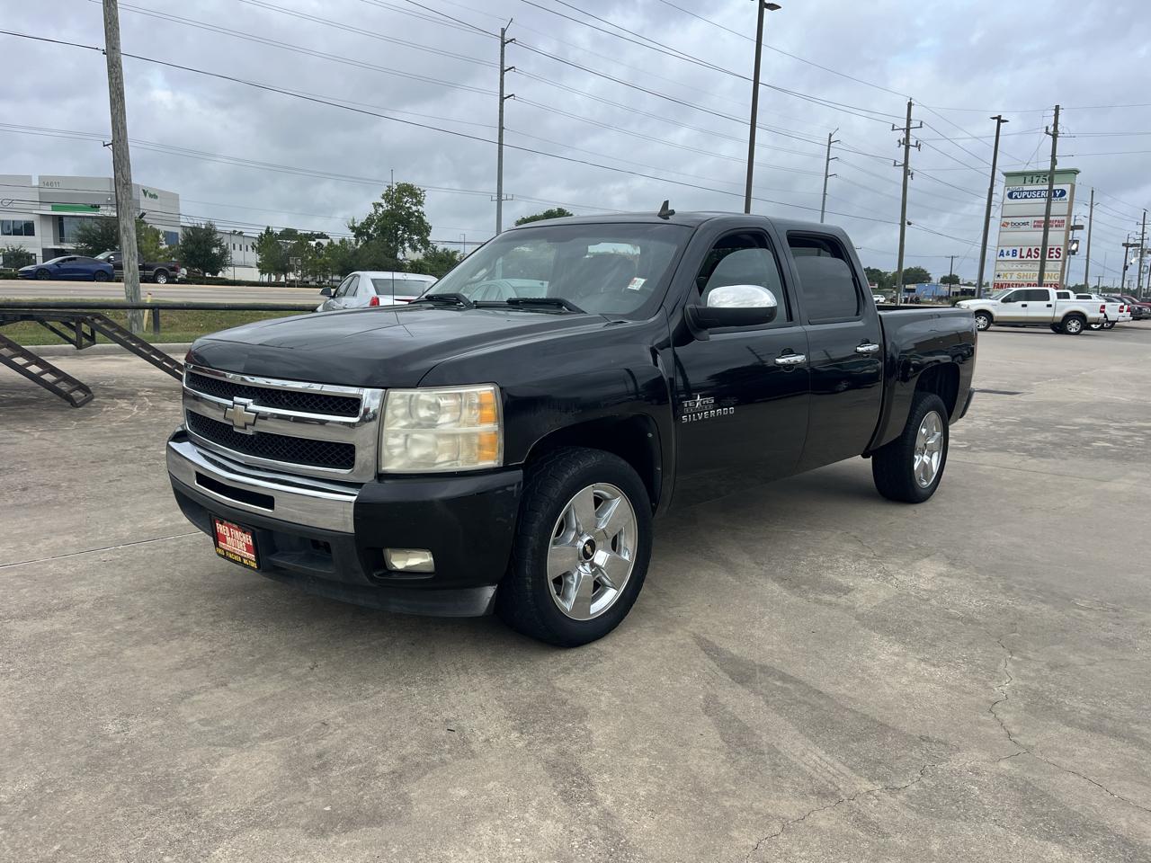 Chevrolet Silverado 1500 LT Crew Cab 2WD 2011