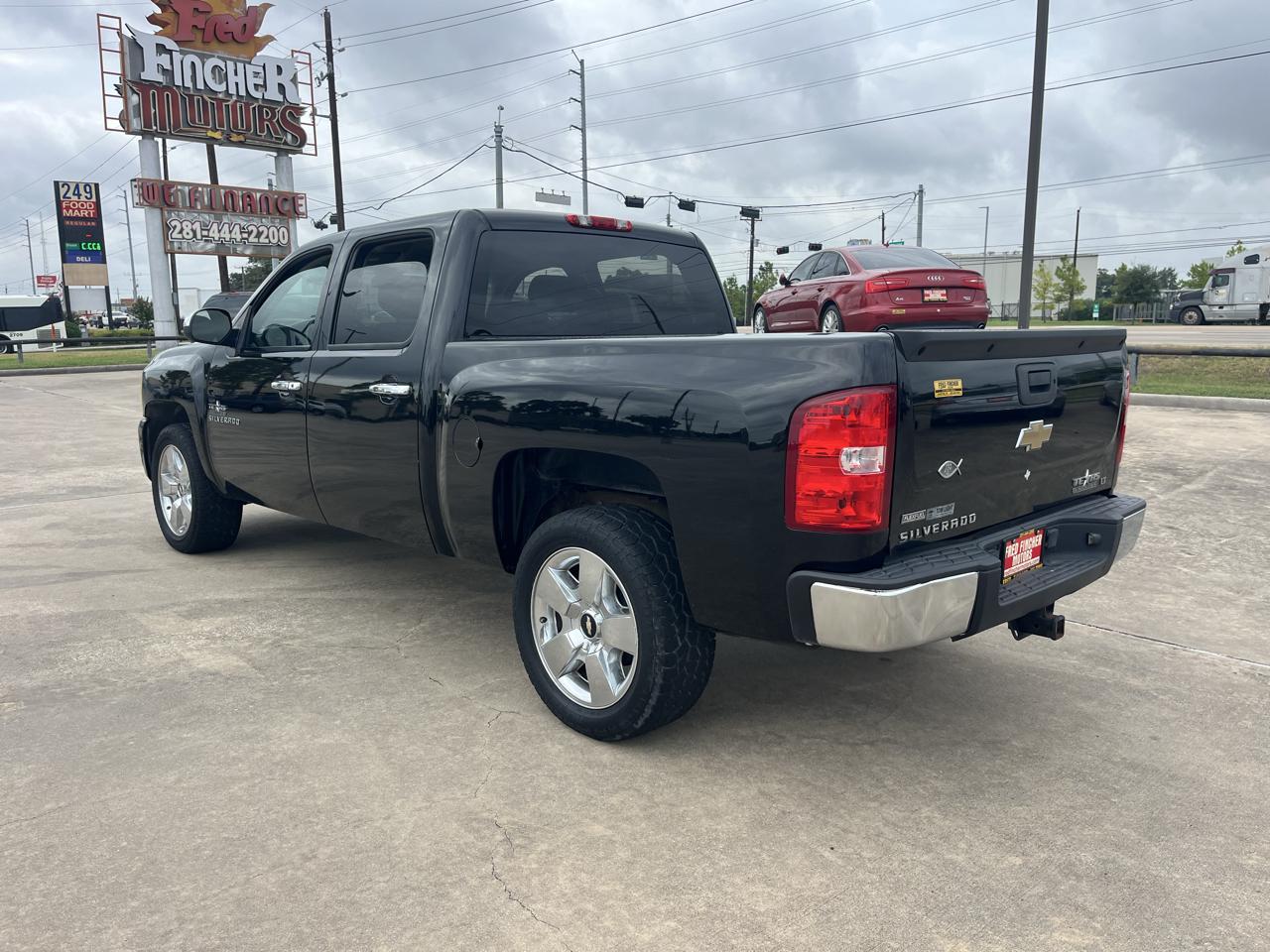 Chevrolet Silverado 1500 LT Crew Cab 2WD 2011
