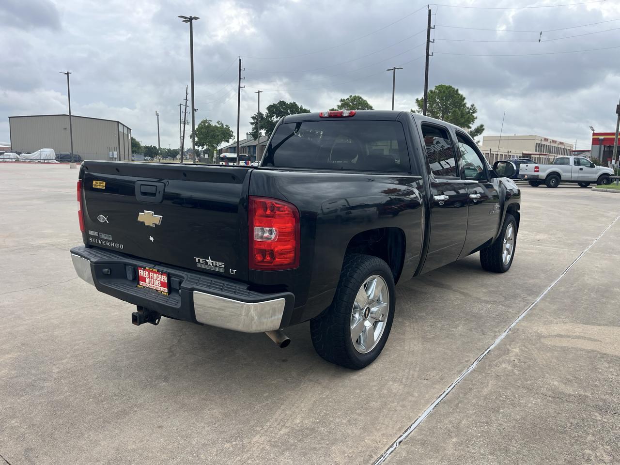 Chevrolet Silverado 1500 LT Crew Cab 2WD 2011