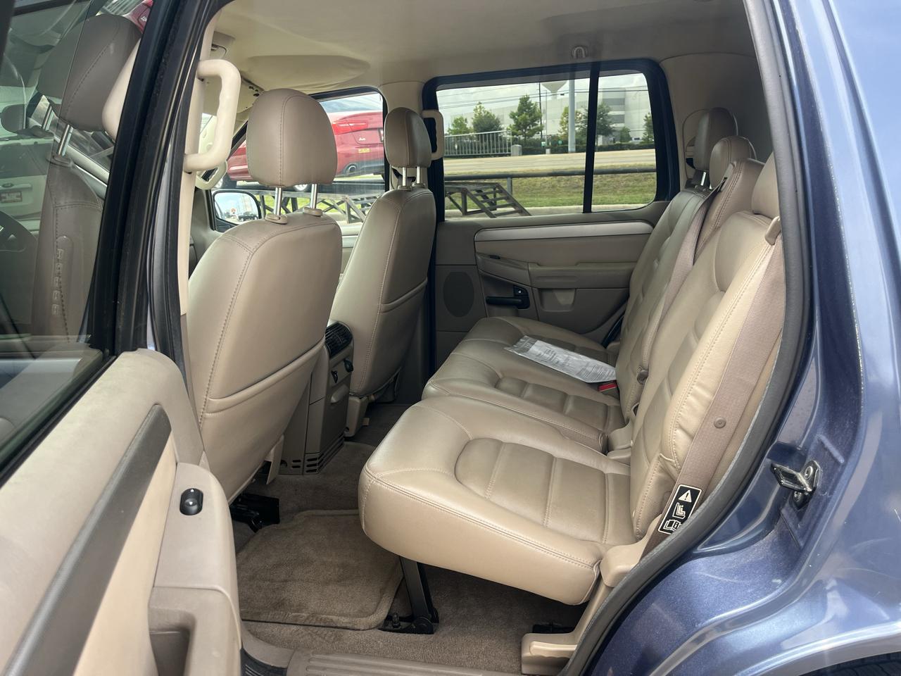 Ford Explorer XLT 4.6L 4WD 2003