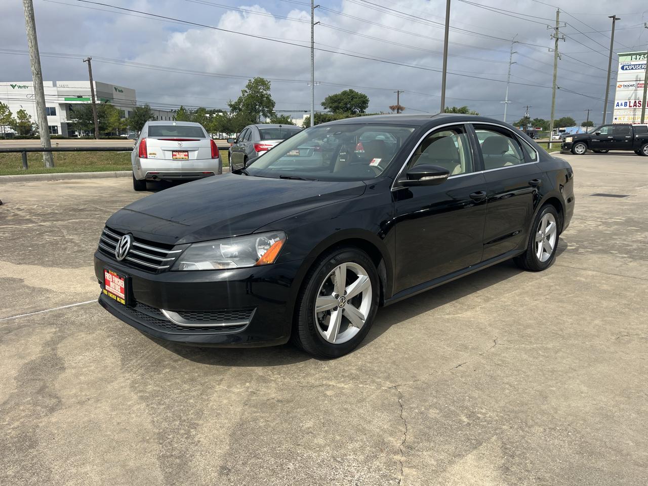 Volkswagen Passat 2.5L SE AT 2012