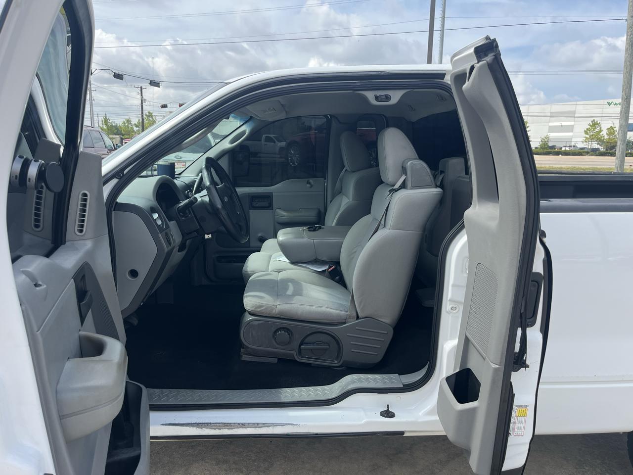 Ford F-150 XL 2WD 2008