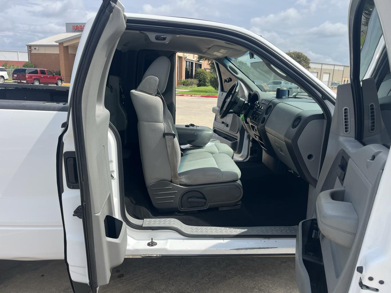 Ford F-150 XL 2WD 2008