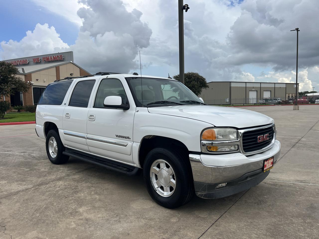 GMC Yukon XL 1500 2WD 2005