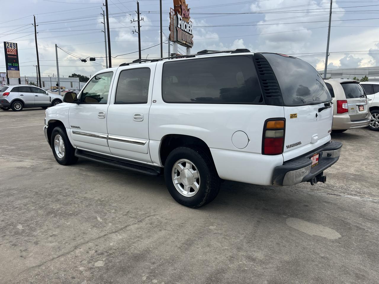 GMC Yukon XL 1500 2WD 2005