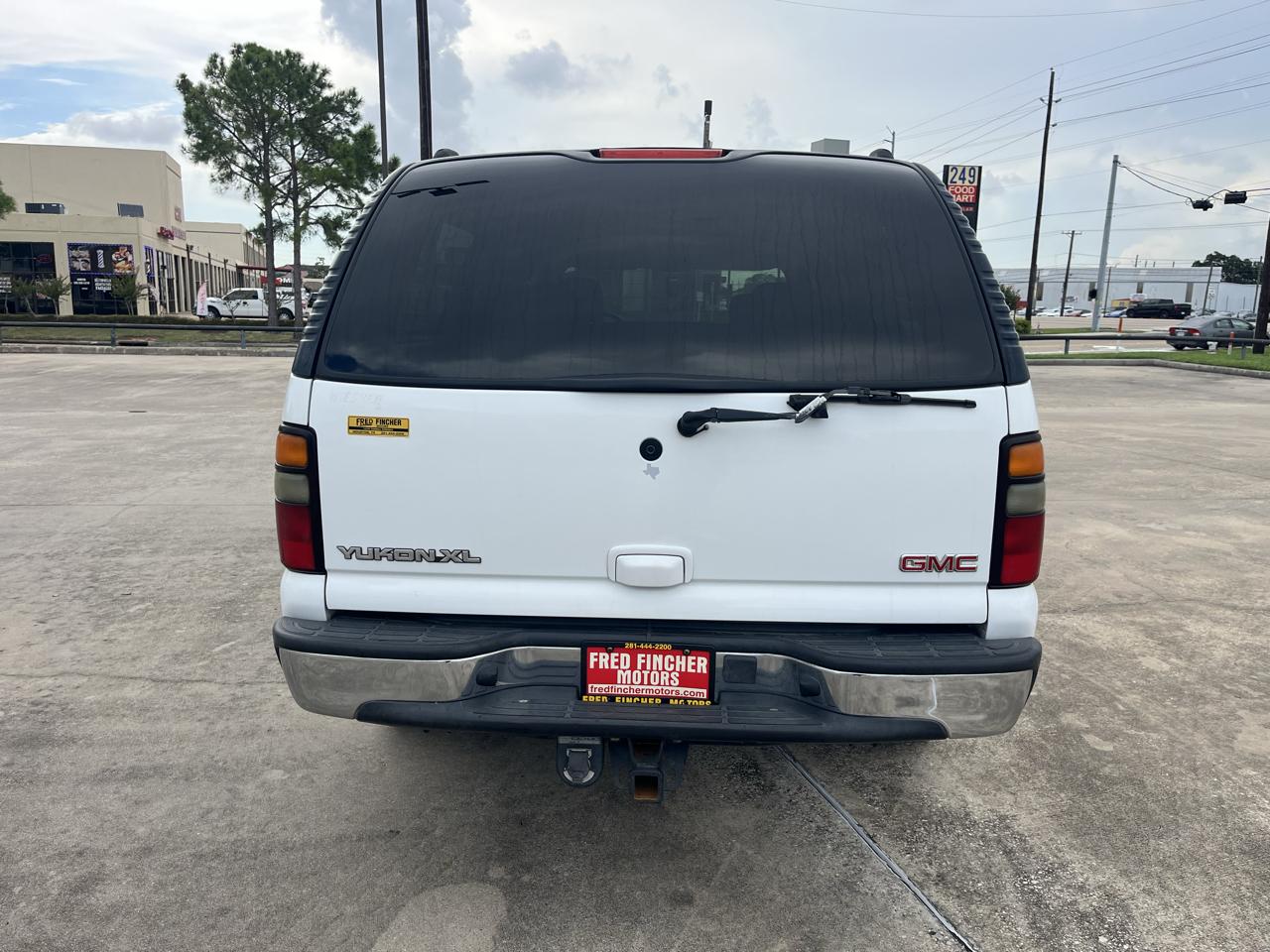 GMC Yukon XL 1500 2WD 2005