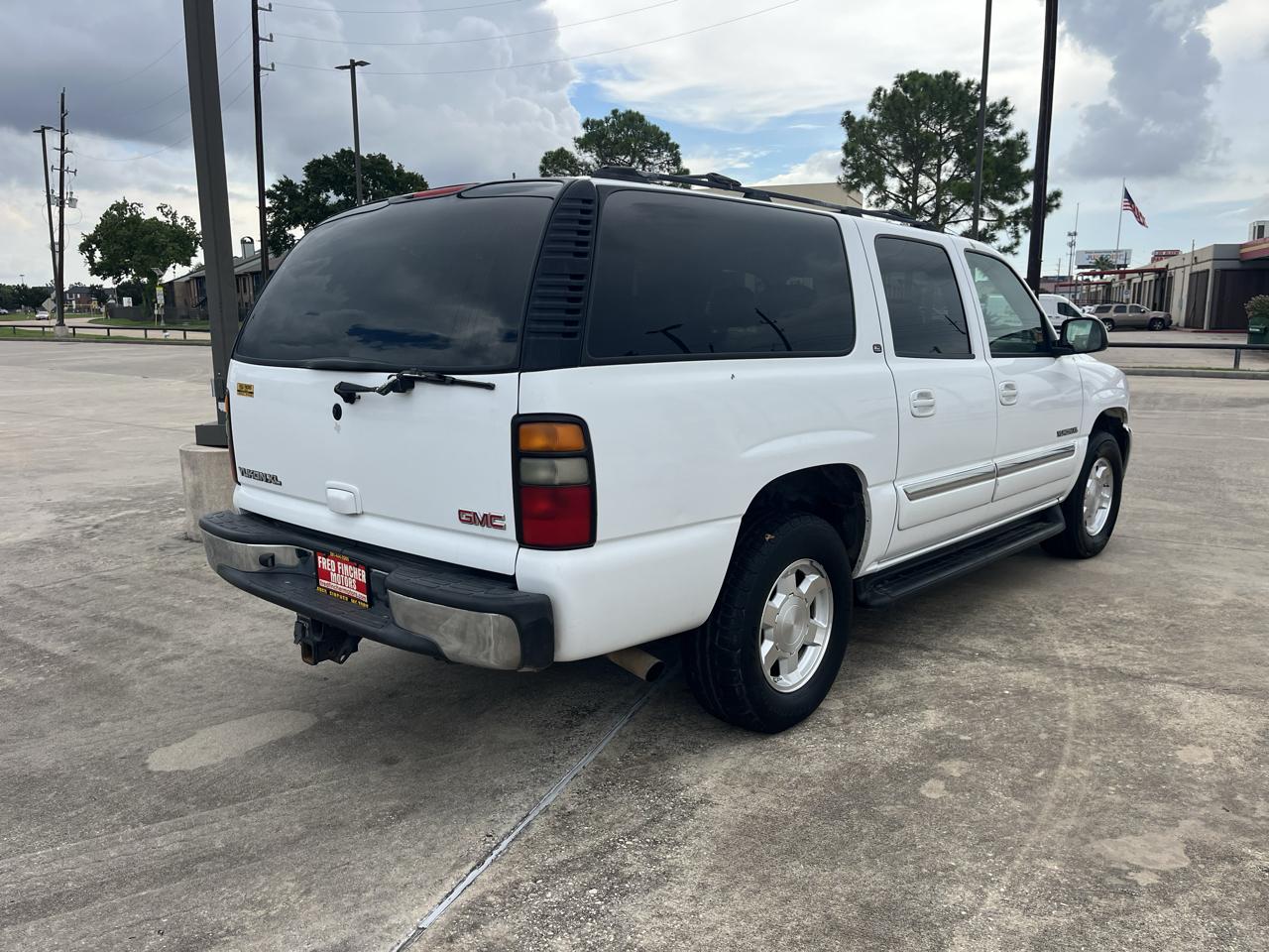 GMC Yukon XL 1500 2WD 2005