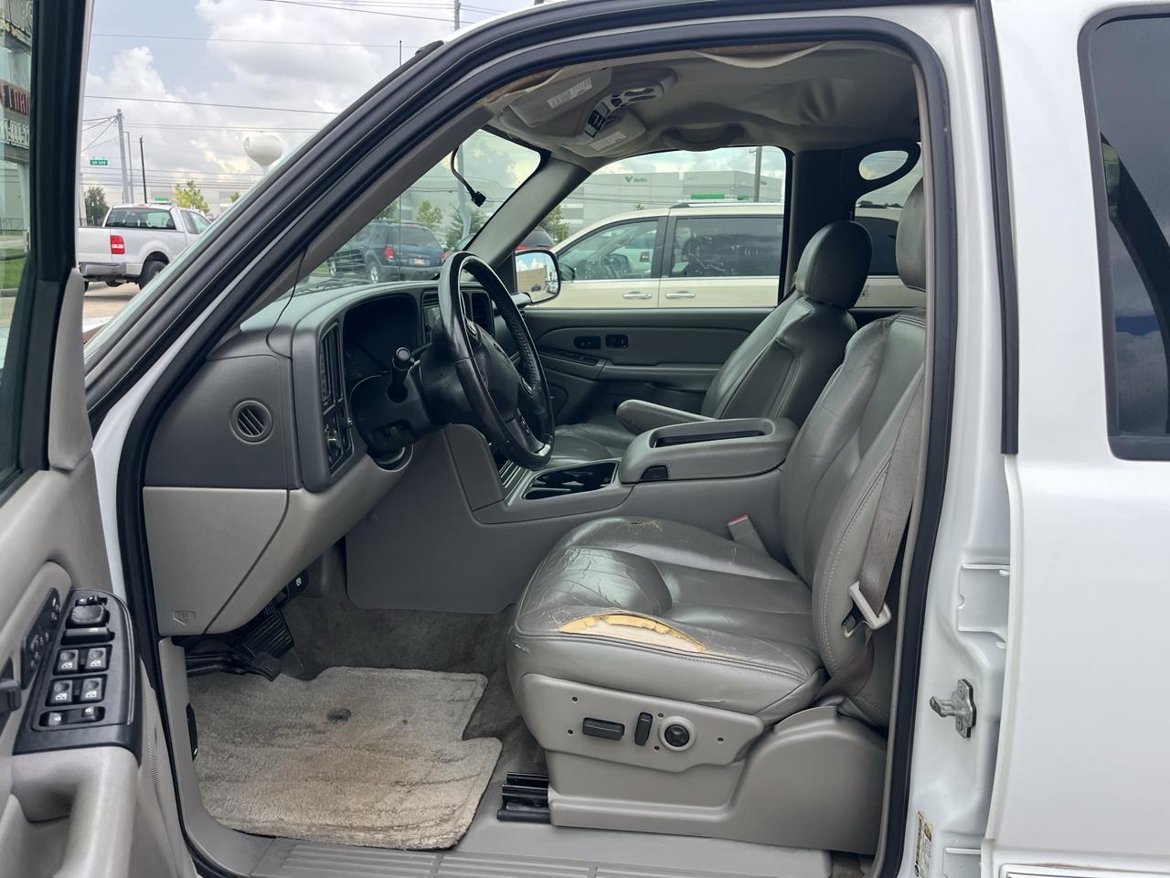 GMC Yukon XL 1500 2WD 2005