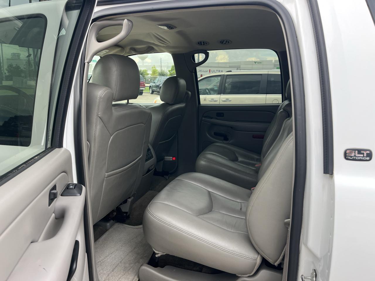 GMC Yukon XL 1500 2WD 2005