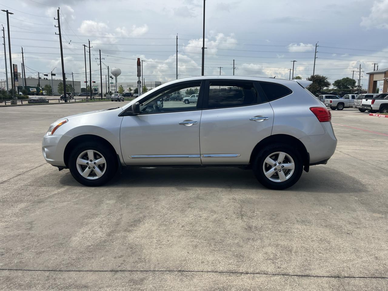 Nissan Rogue S 2WD 2012