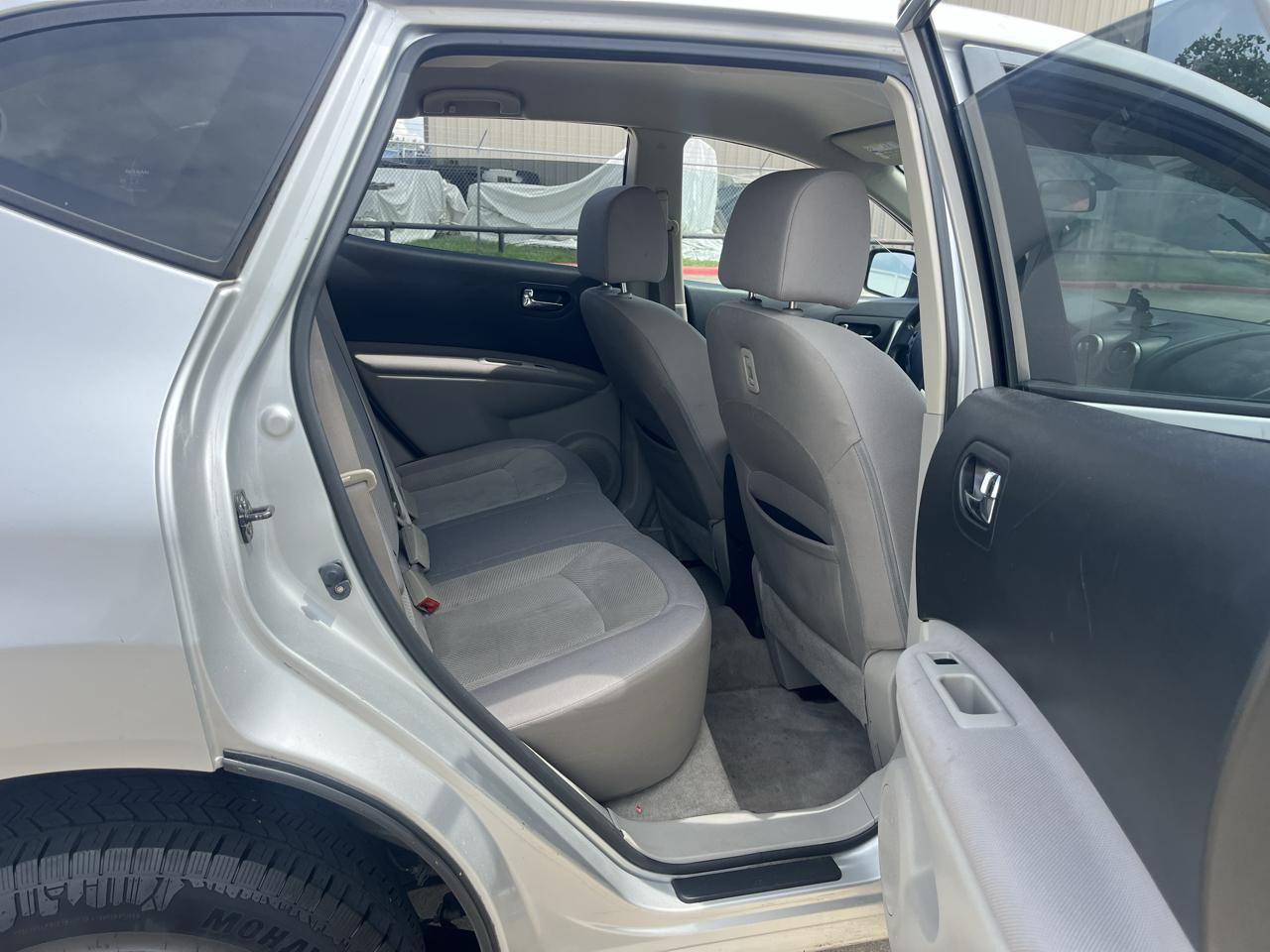 Nissan Rogue S 2WD 2012