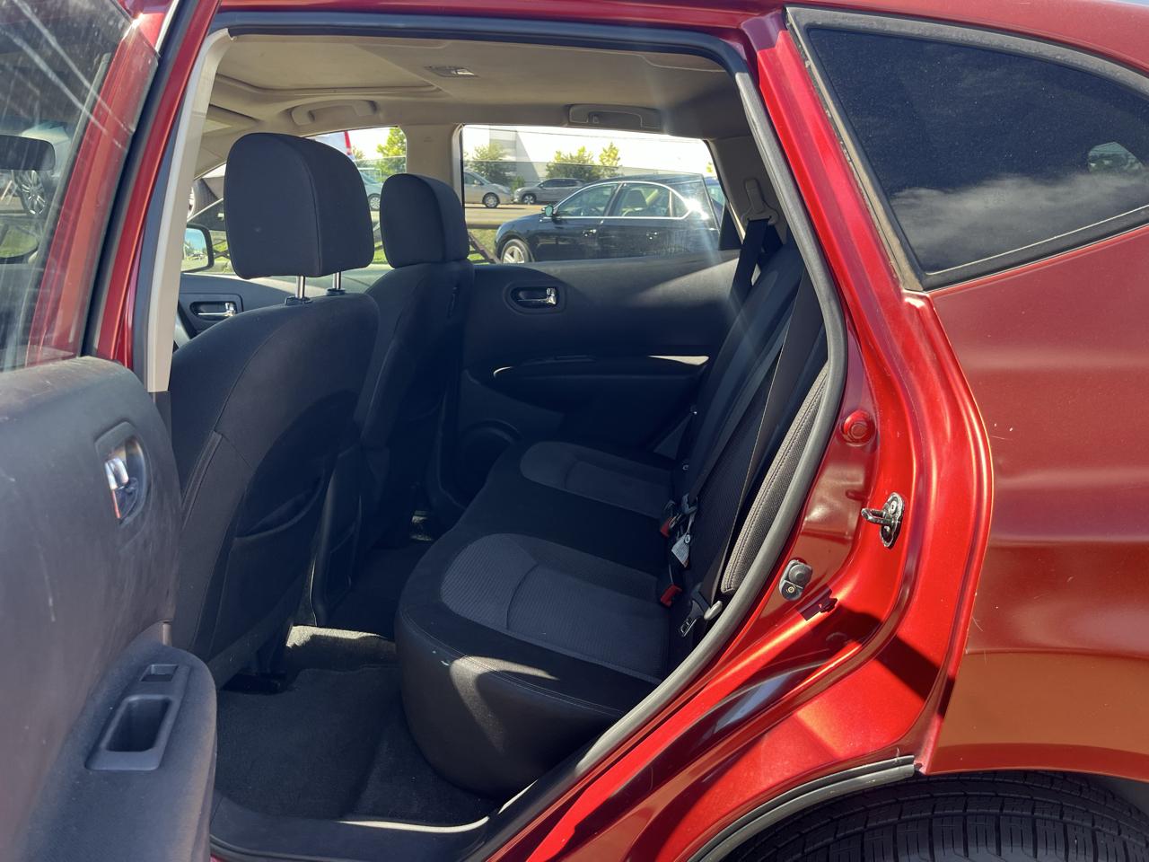 Nissan Rogue S 2WD 2012