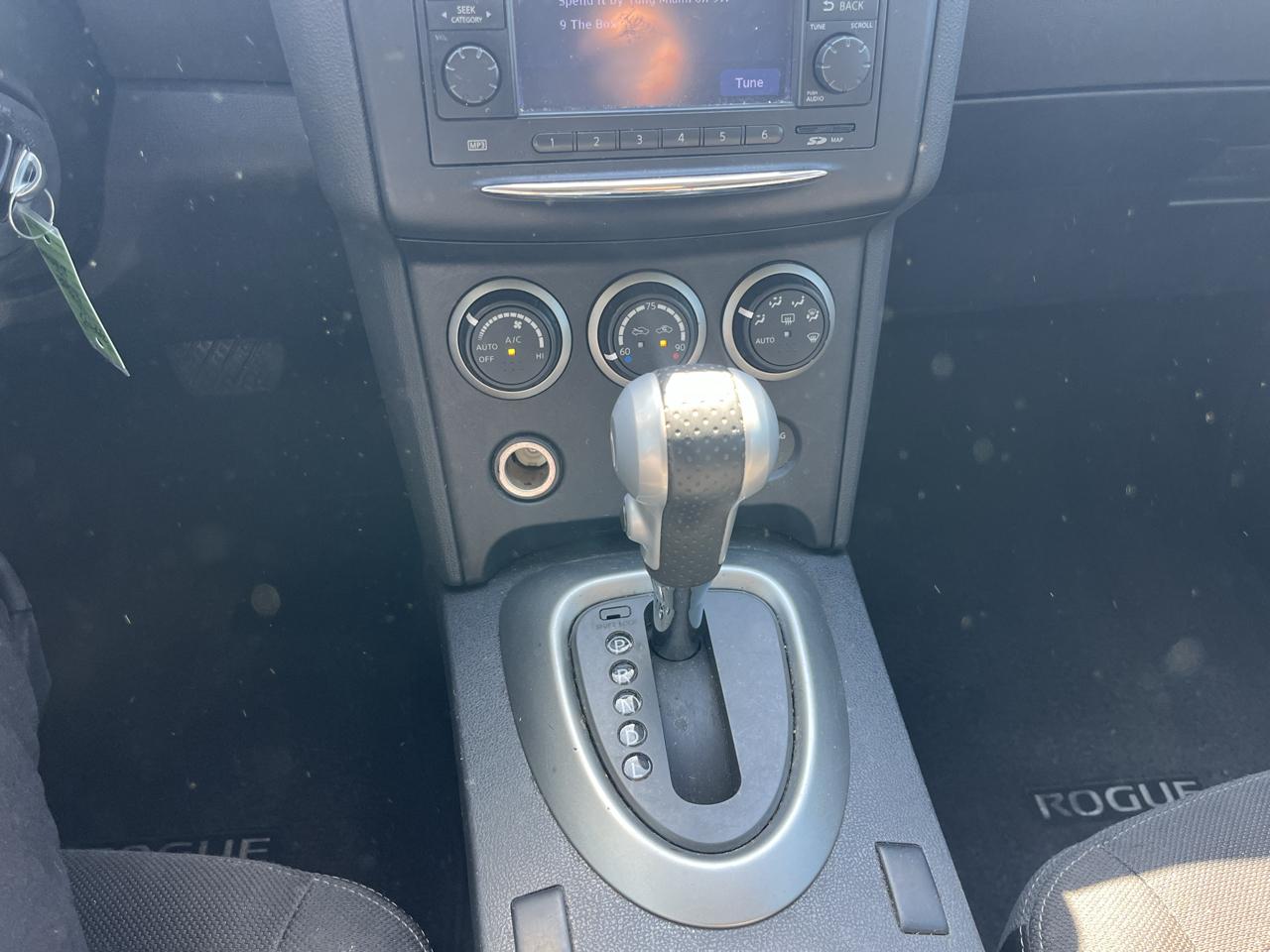Nissan Rogue S 2WD 2012