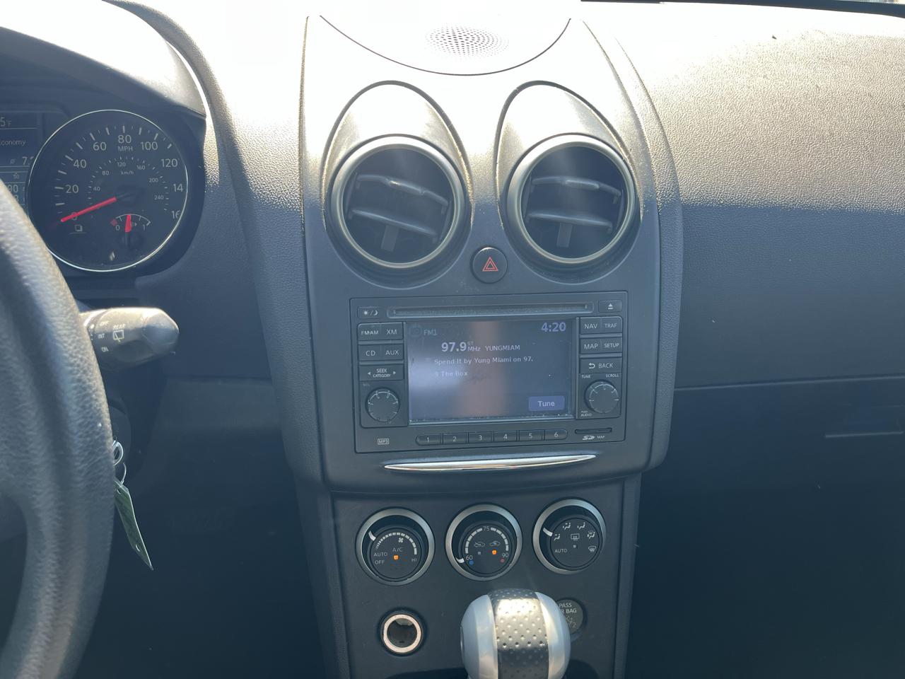 Nissan Rogue S 2WD 2012