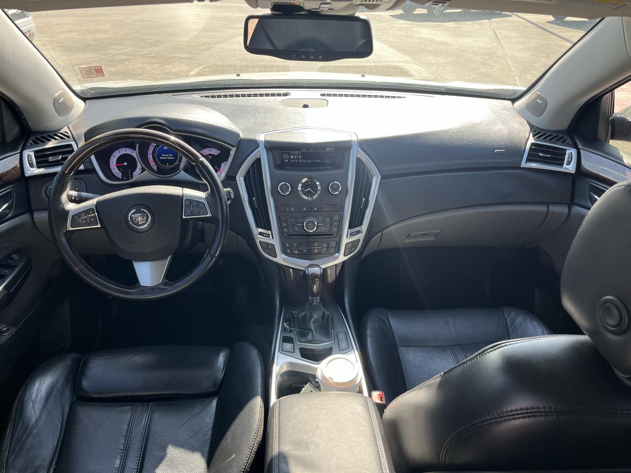 Cadillac SRX Luxury Collection 2011