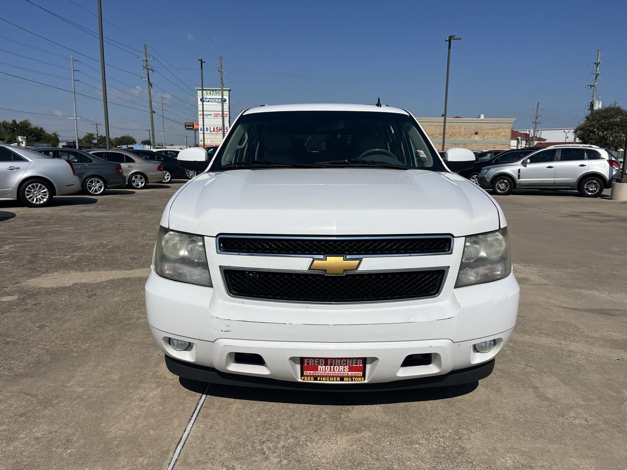 Chevrolet Suburban LT 1500 2WD 2012