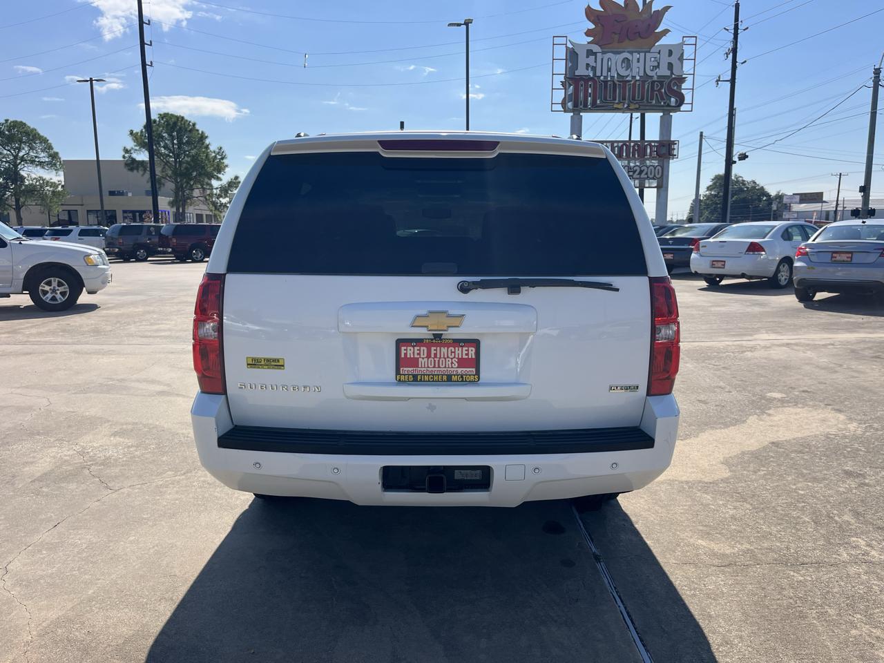 Chevrolet Suburban LT 1500 2WD 2012