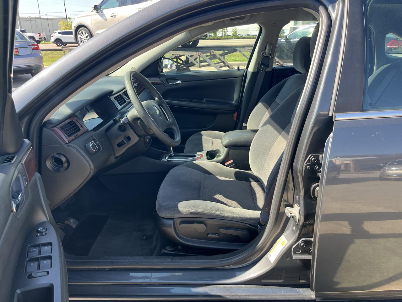 Chevrolet Impala LS 2010