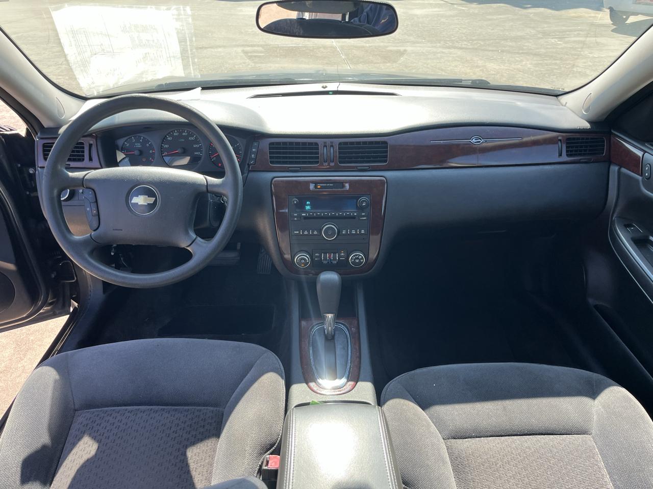 Chevrolet Impala LS 2010