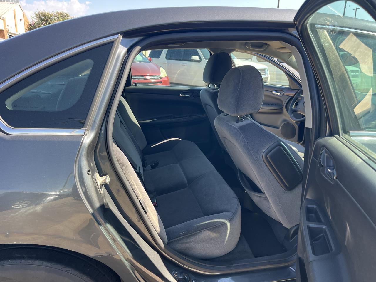 Chevrolet Impala LS 2010