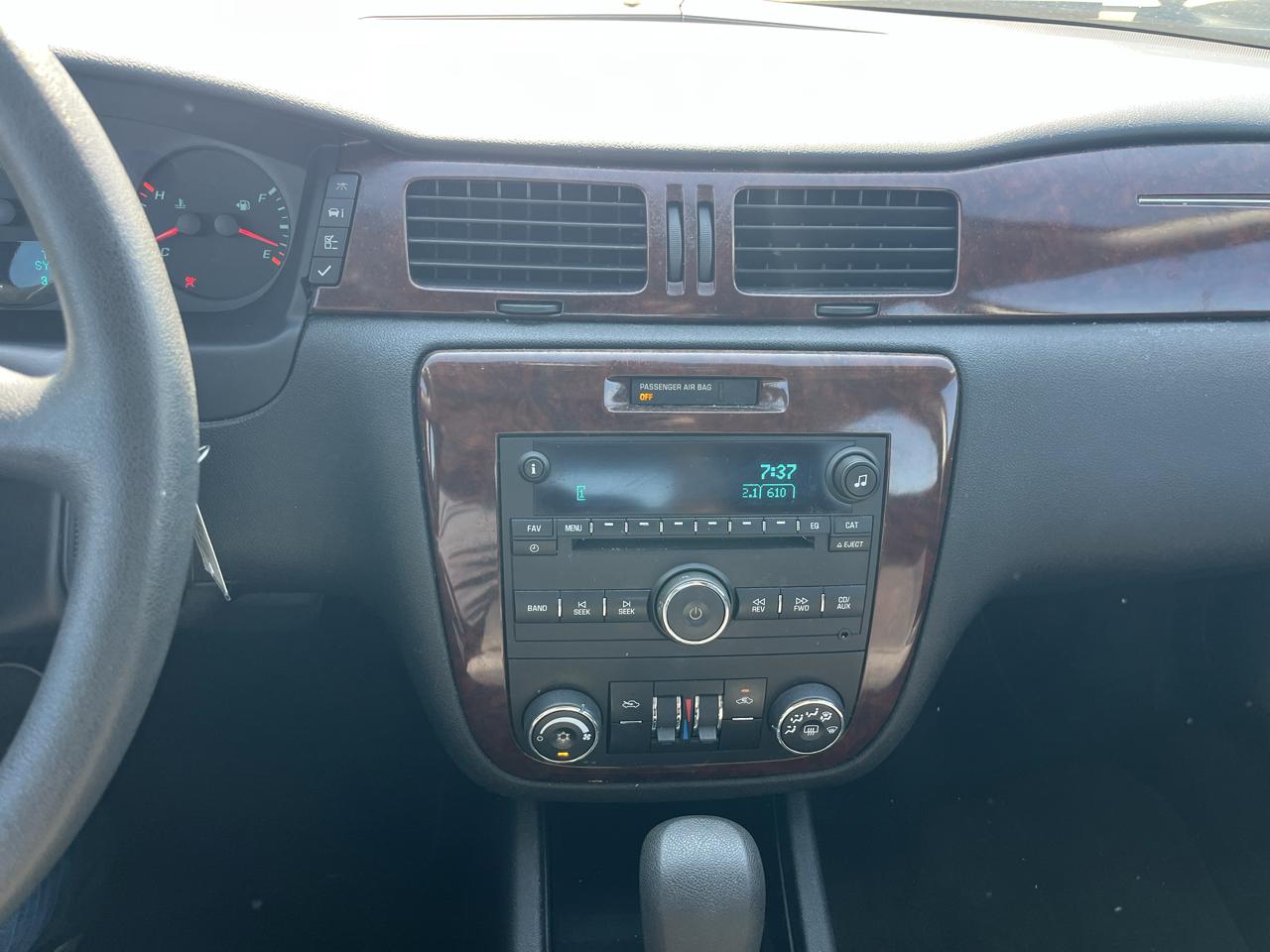Chevrolet Impala LS 2010