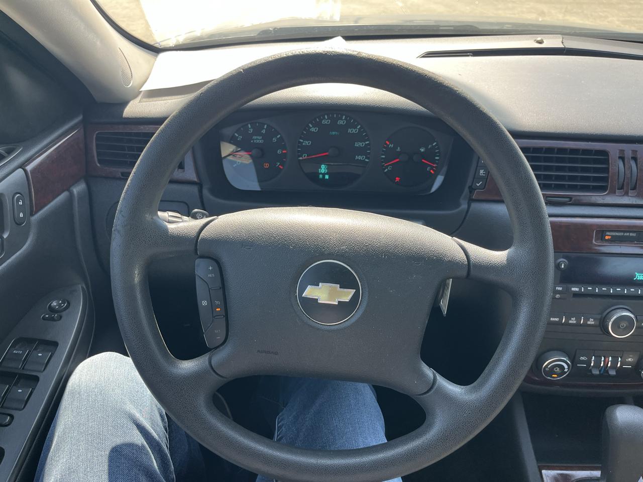 Chevrolet Impala LS 2010