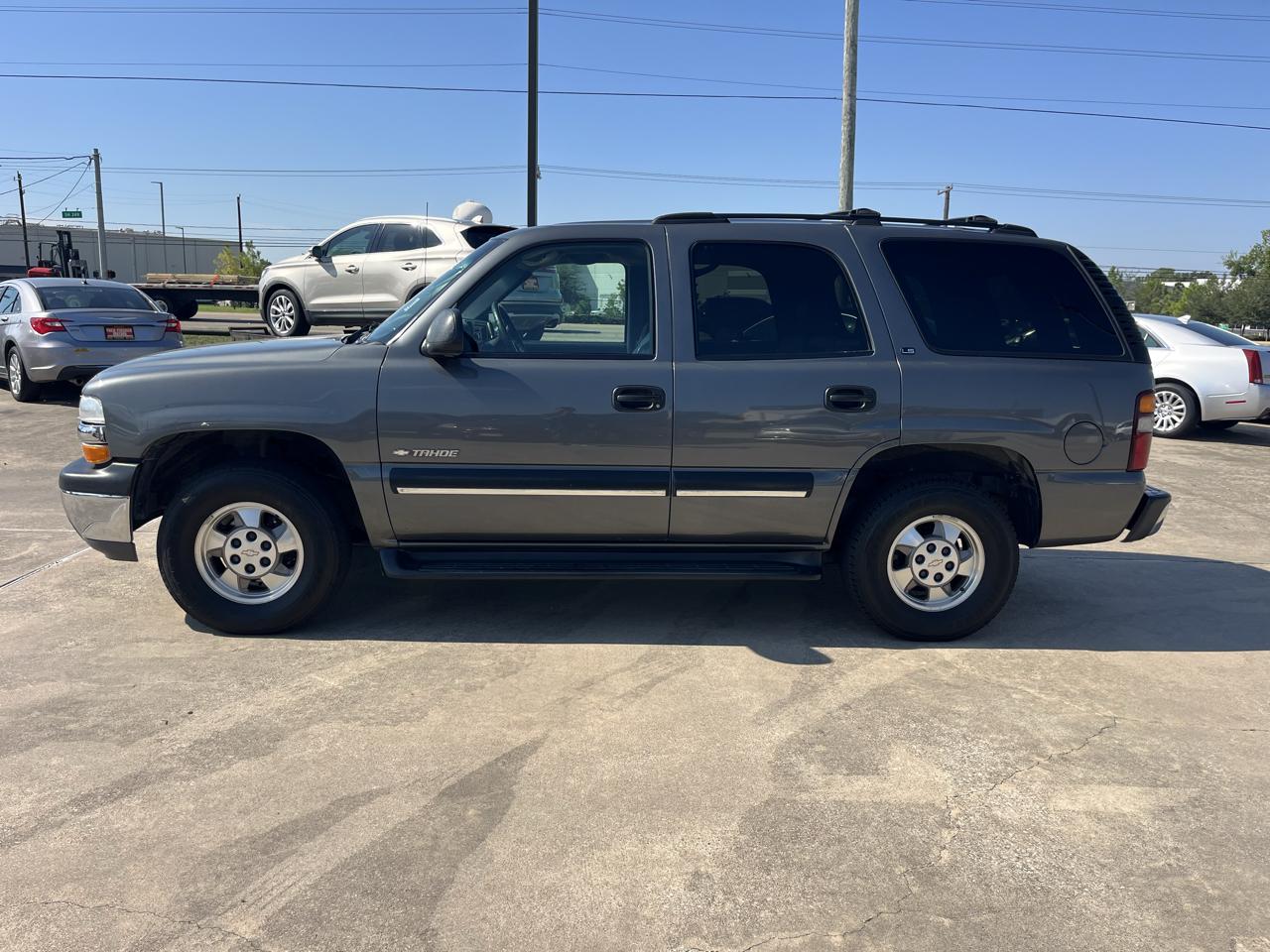 Chevrolet Tahoe 2WD 2001