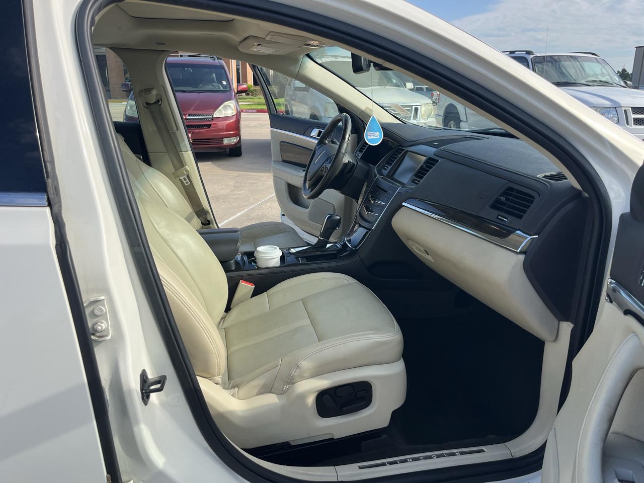Lincoln MKS AWD 2013