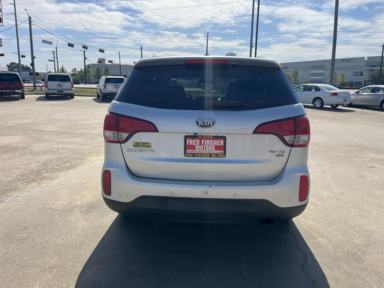 Kia Sorento EX V6 2WD 2014