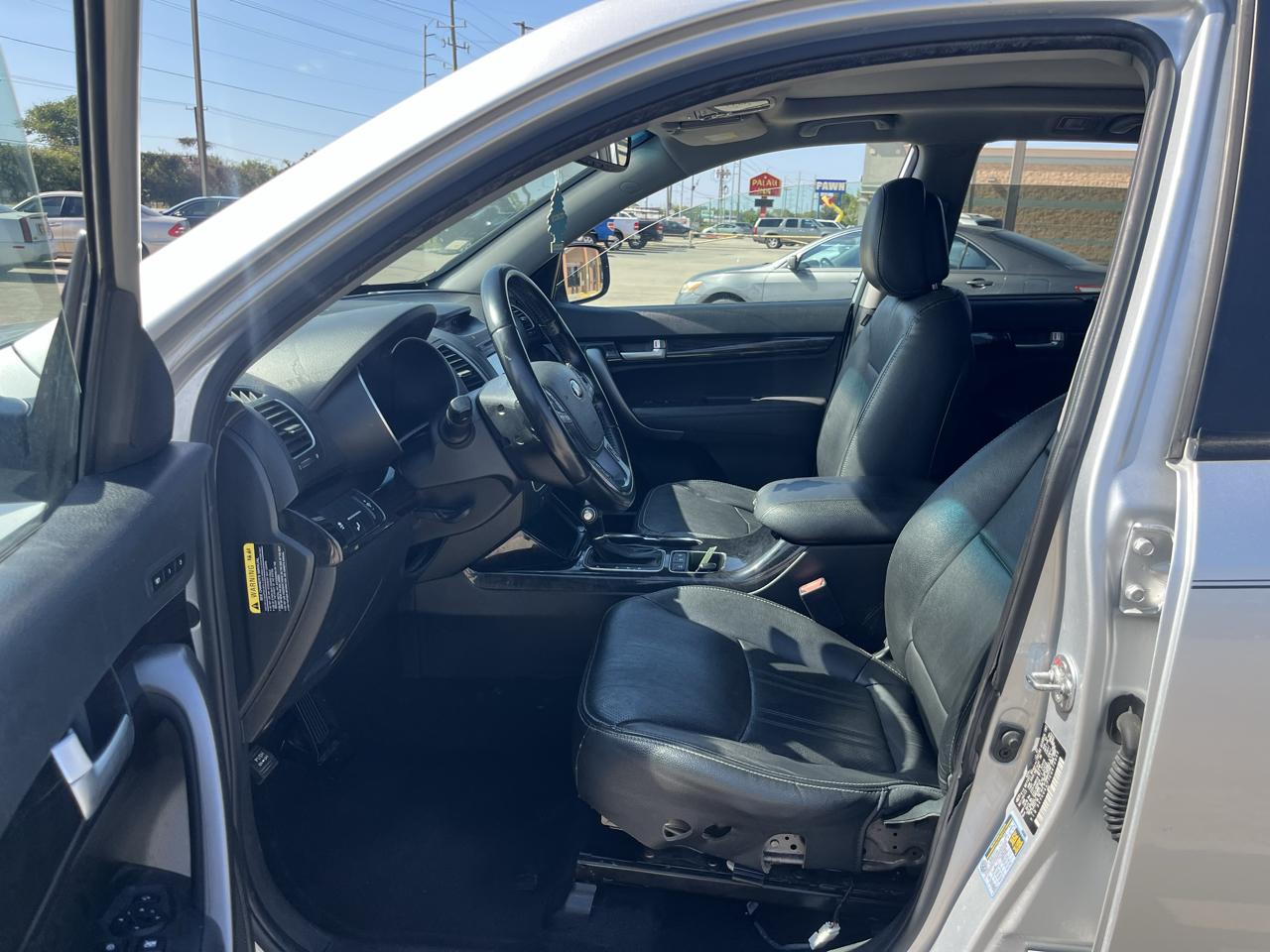 Kia Sorento EX V6 2WD 2014