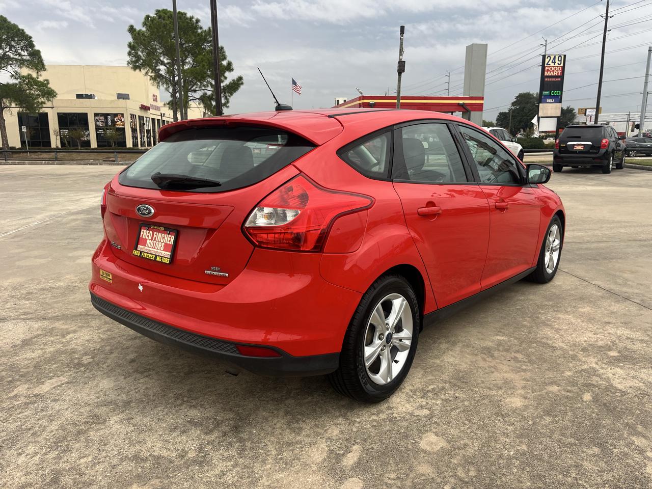 Ford Focus SE Hatch 2014