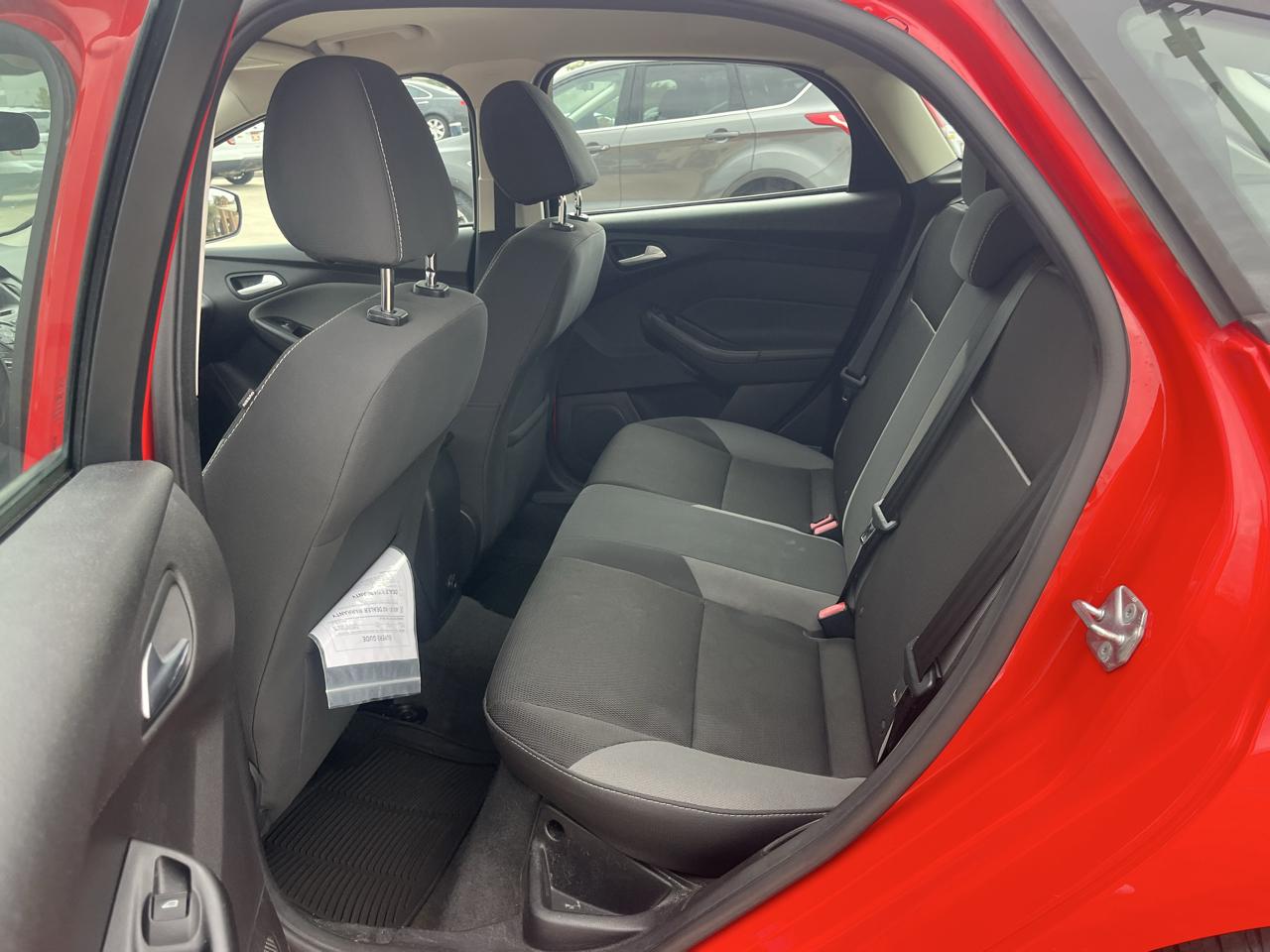 Ford Focus SE Hatch 2014