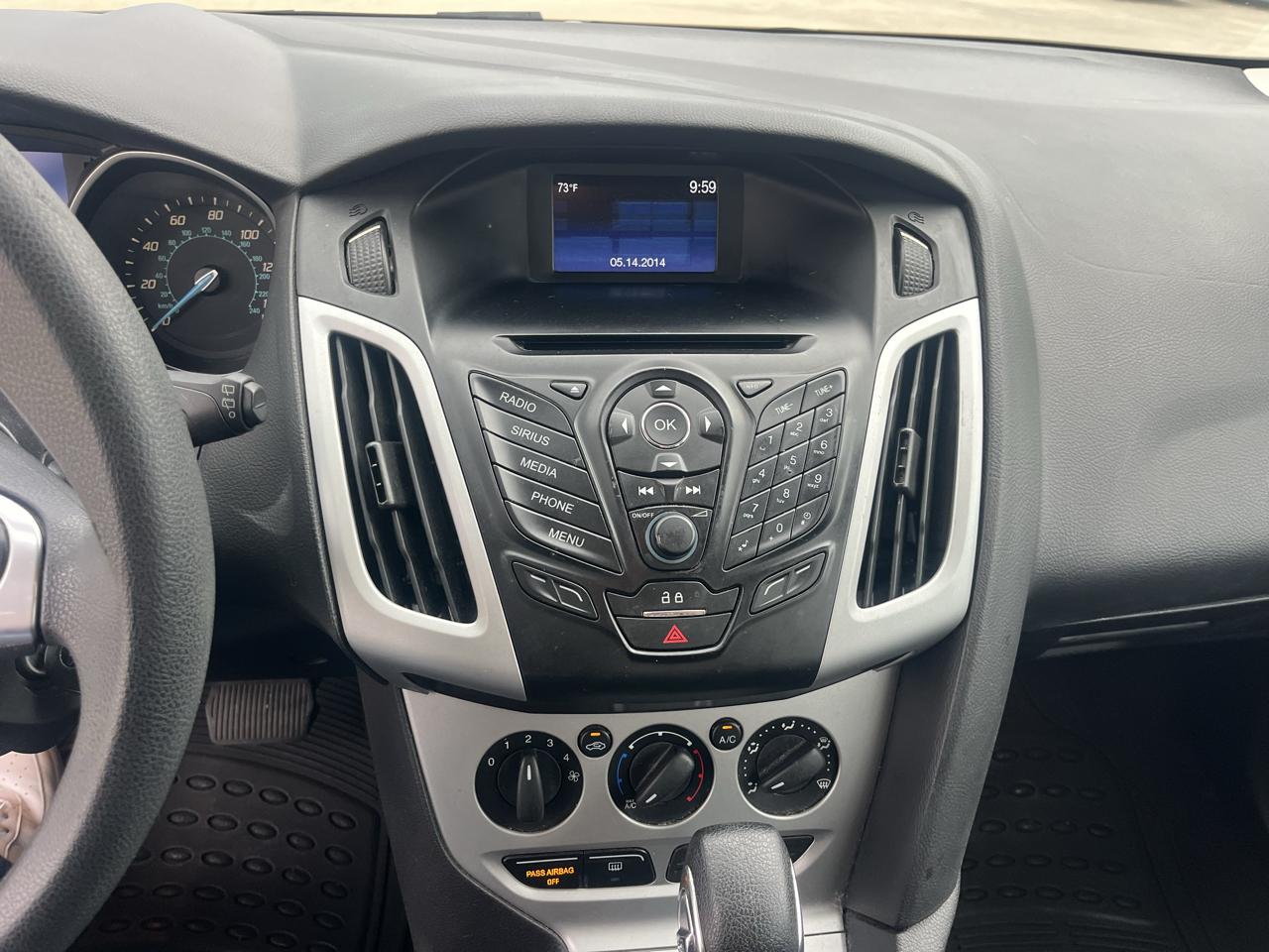 Ford Focus SE Hatch 2014