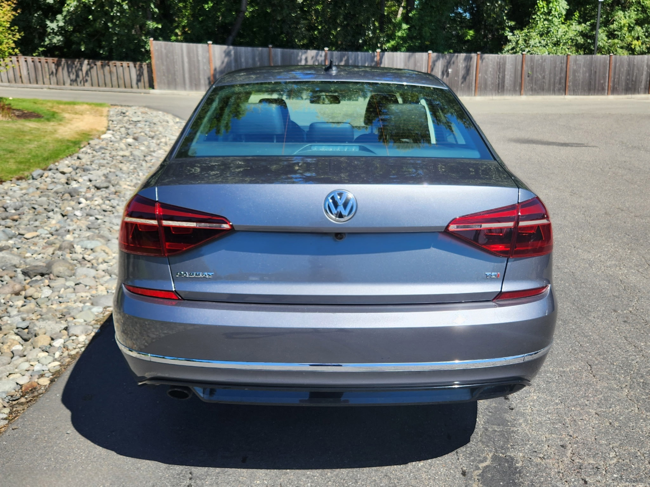 Volkswagen Passat 2.0T R-Line Auto 2018