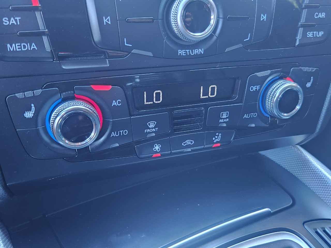 Audi Q5 quattro 4dr 2.0L Premium 2013