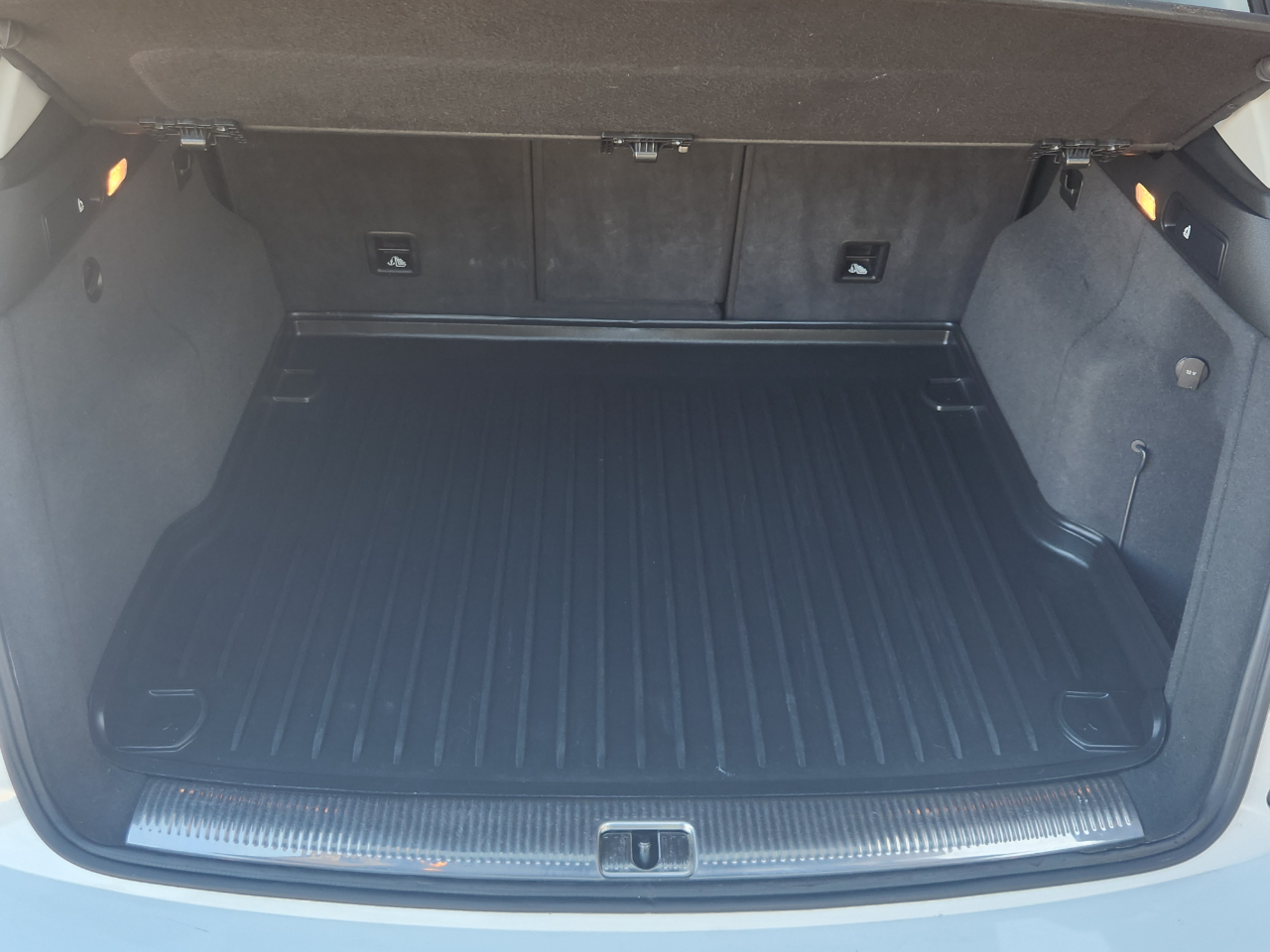 Audi Q5 quattro 4dr 2.0L Premium 2013