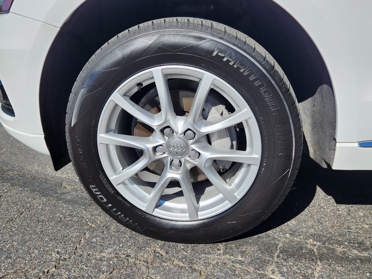 Audi Q5 quattro 4dr 2.0L Premium 2013