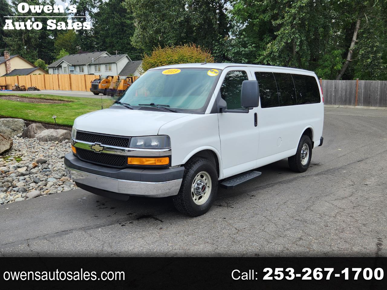 2013 Chevrolet Express Passenger RWD 2500 135" LT