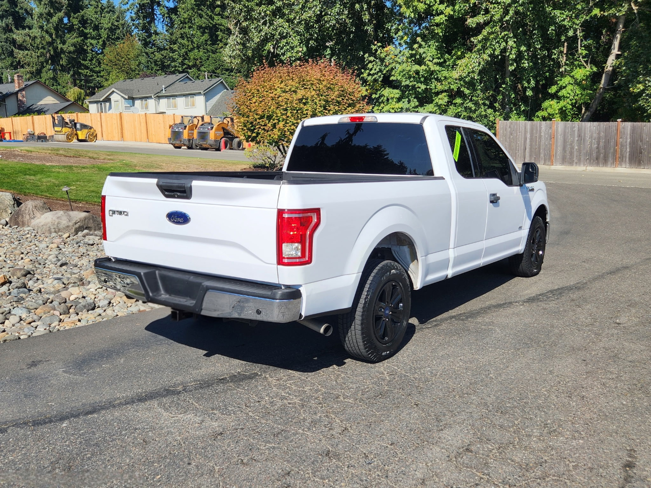 Ford F-150 2WD SuperCab 145" XLT 2015