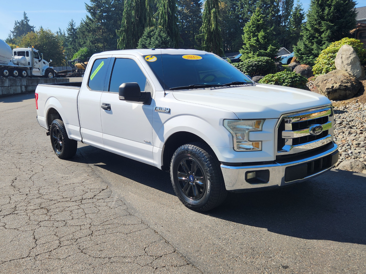 Ford F-150 2WD SuperCab 145" XLT 2015