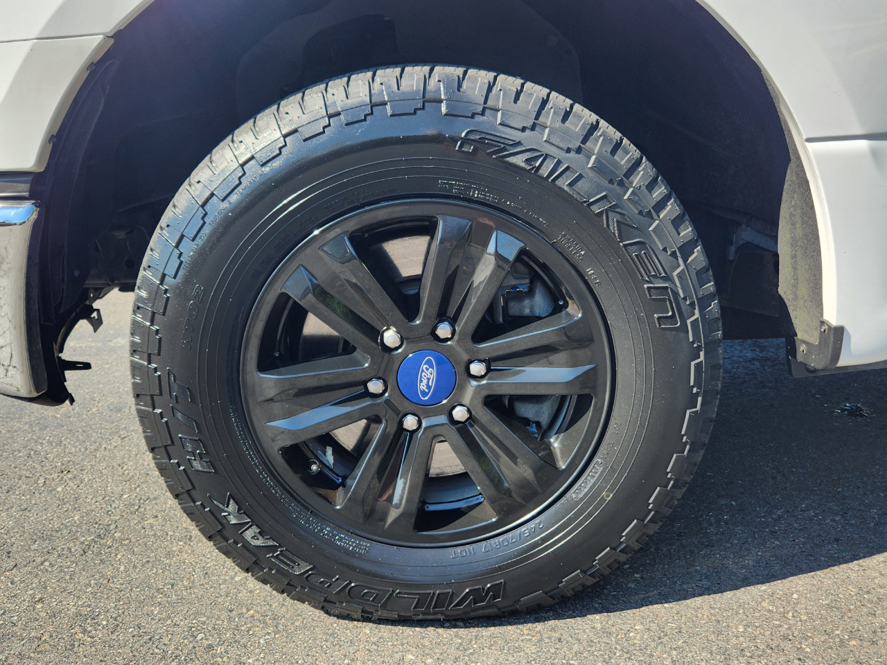 Ford F-150 2WD SuperCab 145" XLT 2015