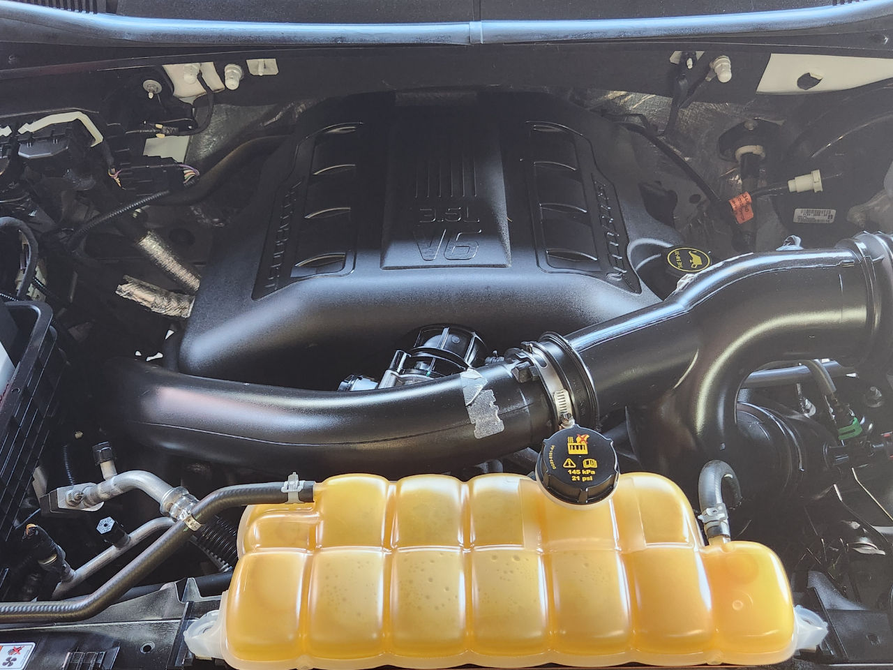 Ford F-150 2WD SuperCab 145" XLT 2015