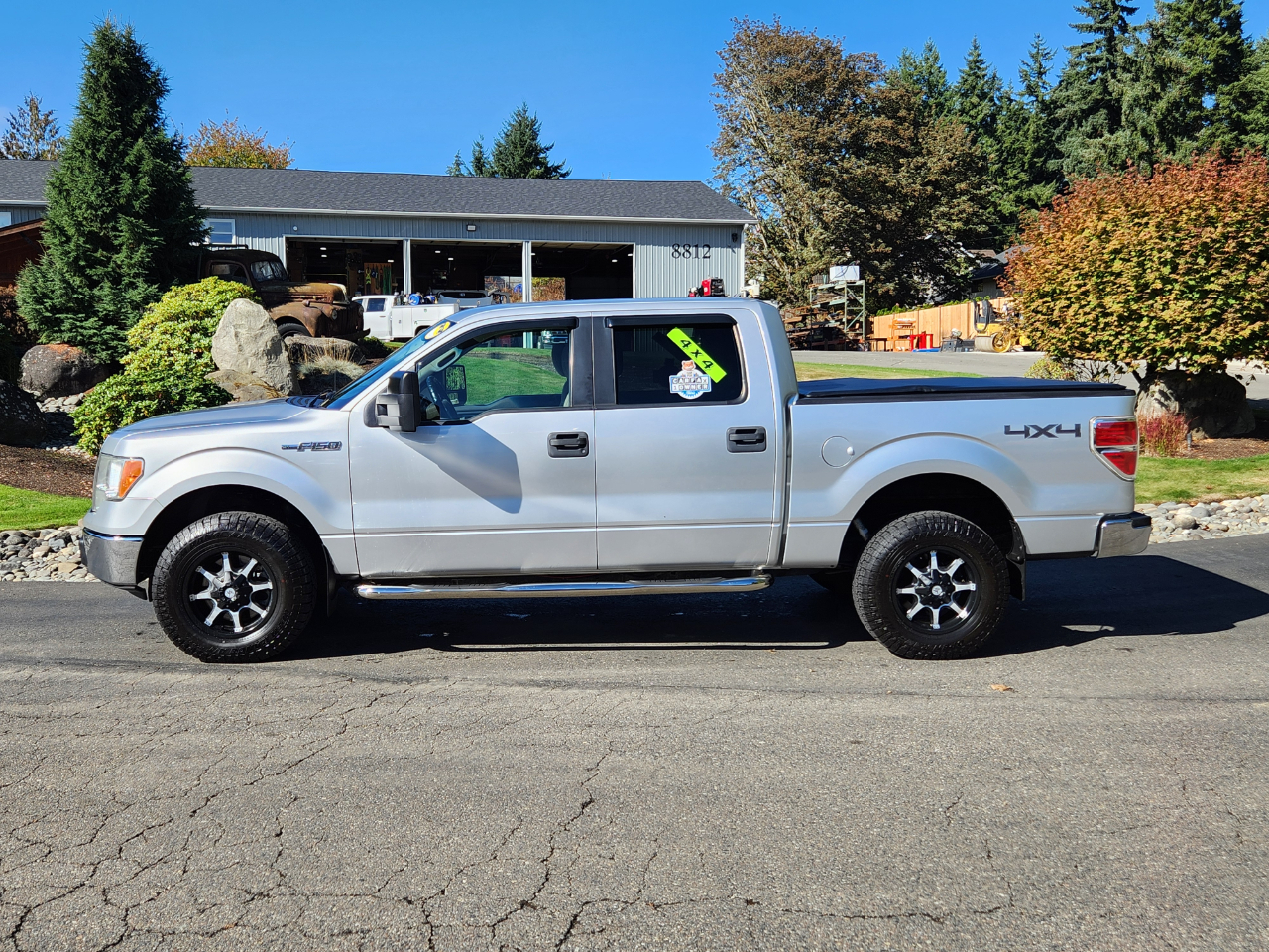 Ford F-150 4WD SuperCrew 145" XLT 2010