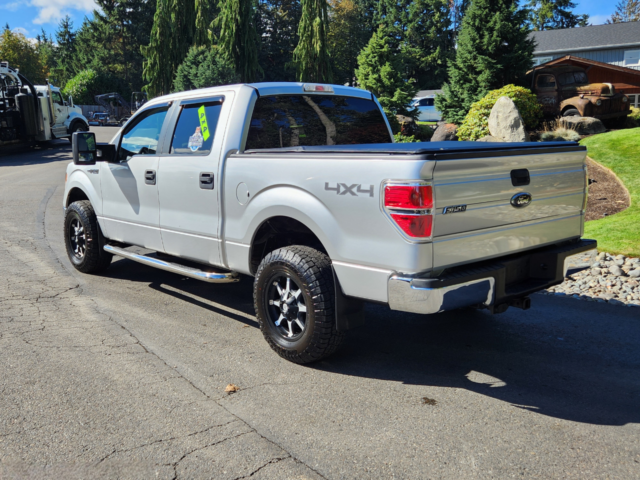 Ford F-150 4WD SuperCrew 145" XLT 2010