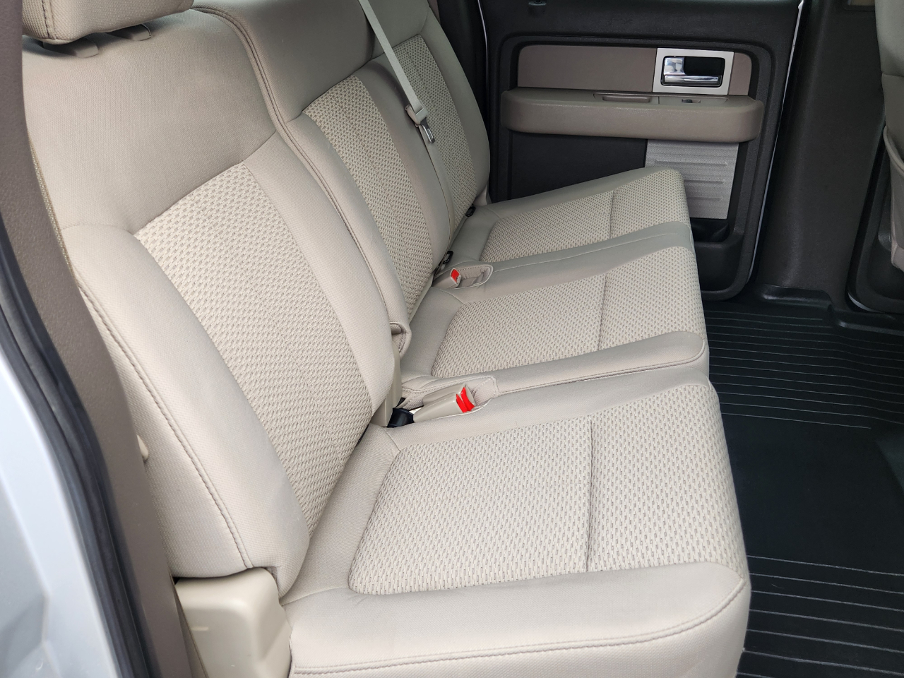 Ford F-150 4WD SuperCrew 145" XLT 2010